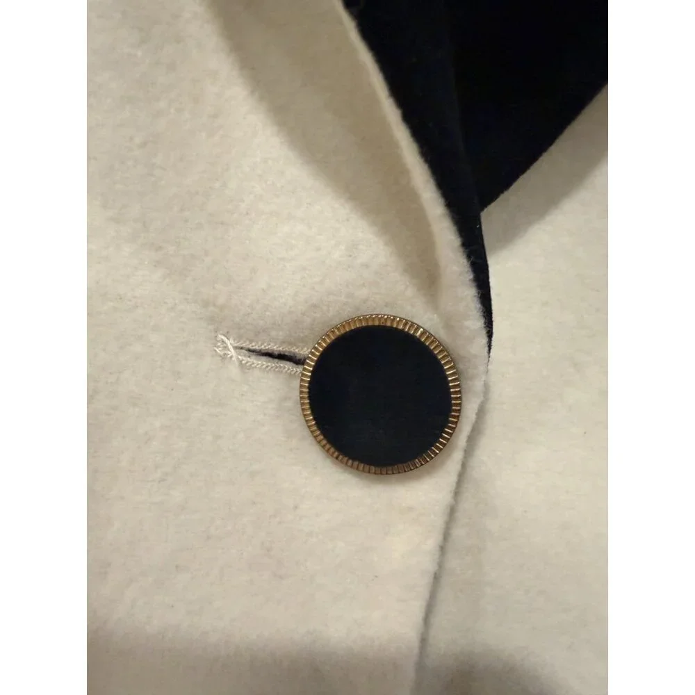 Christian Dior Blazer Jacket CREAM COLOR WITH BLACK VELVET COLLAR SZ 10